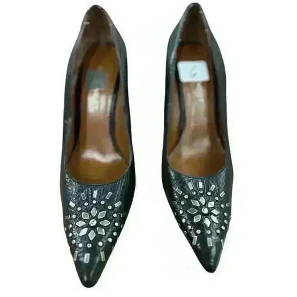 NINE WEST ARIKAO BLACK LEATHER POINTY HEEL WITH STUDED TOE SIZE 6 - Picture 4 of 13